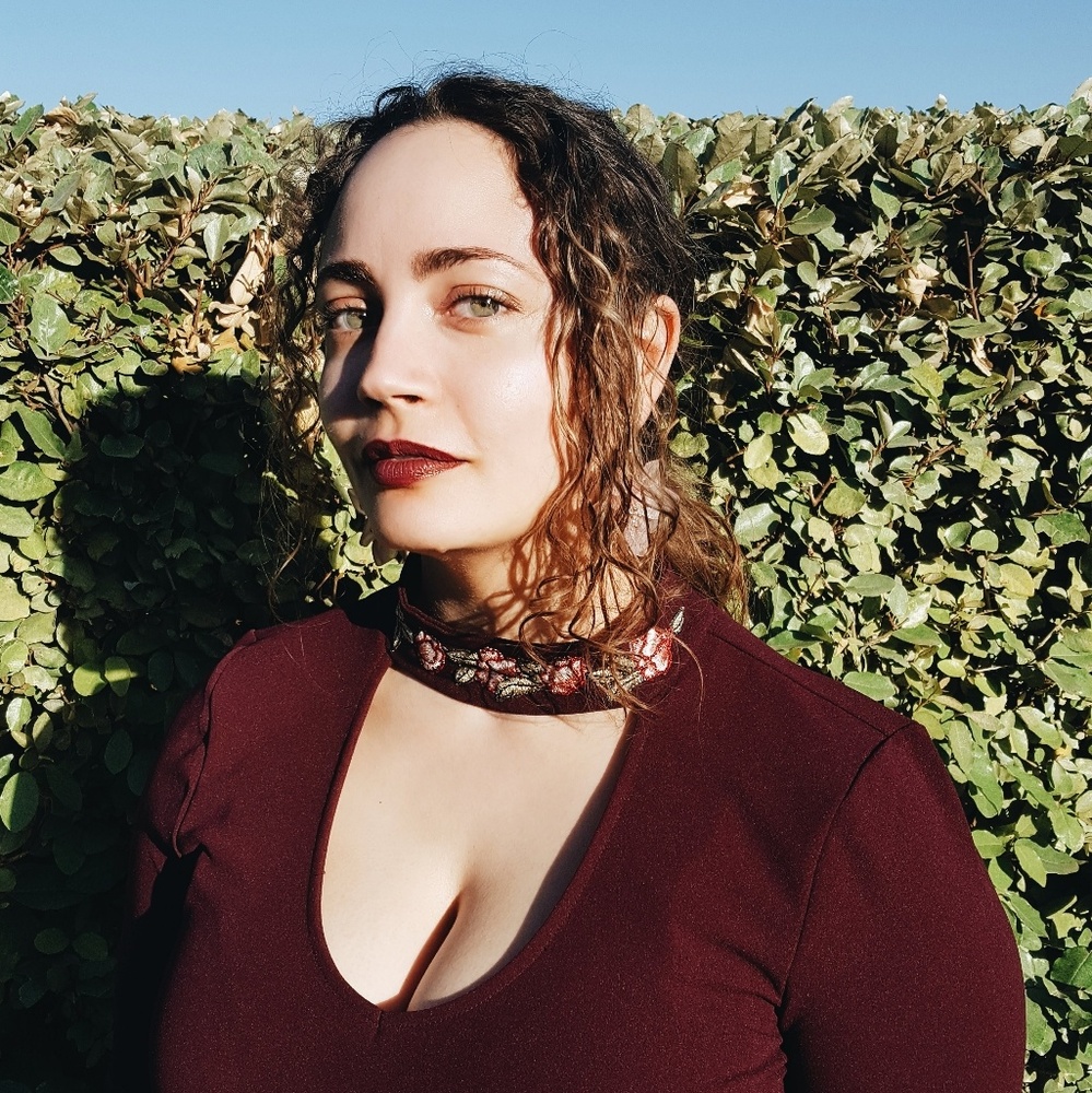 Meet your Posher, Raquel